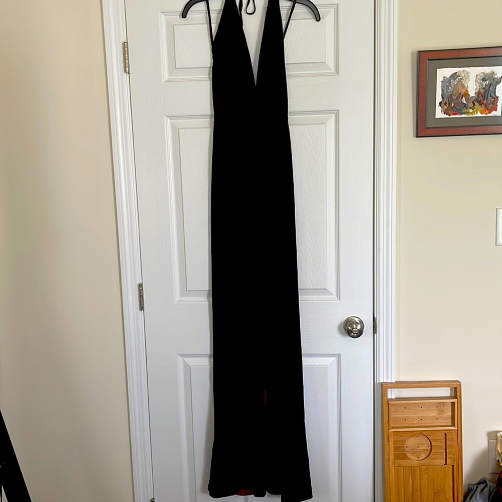 Windsor Large black and red high slit gown formal